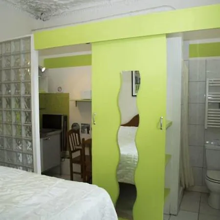 Hotel La Madeleine 3*